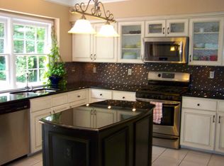5549 Oxford Chase Way, Dunwoody, GA 30338