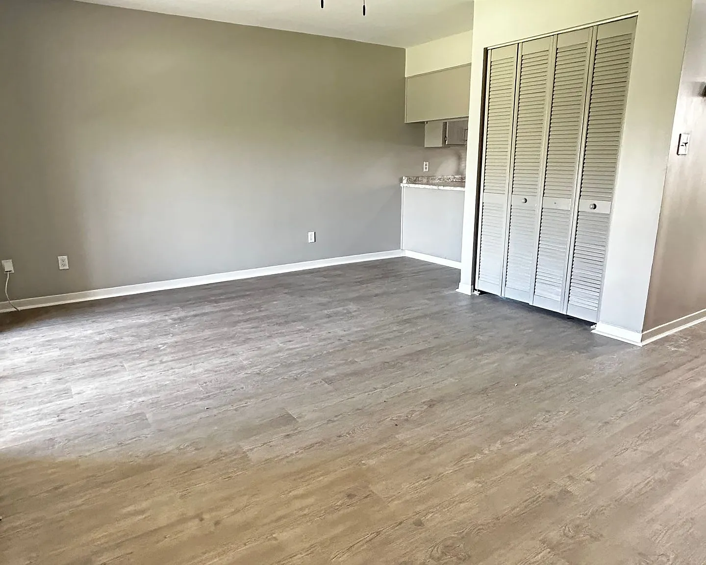 Willow Trace Apartments — Photo 4