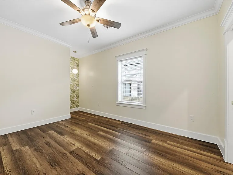 206 North St — Photo 32