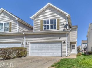 1208 Colonial Ave, Bloomington, IL 61701