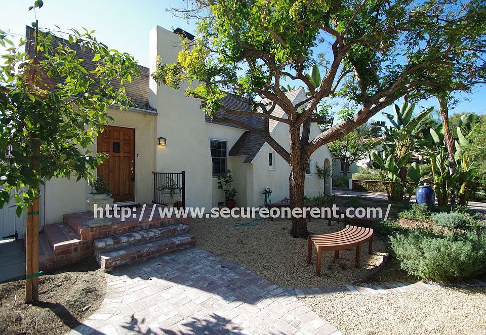1st image of 4645 Cartwright Ave