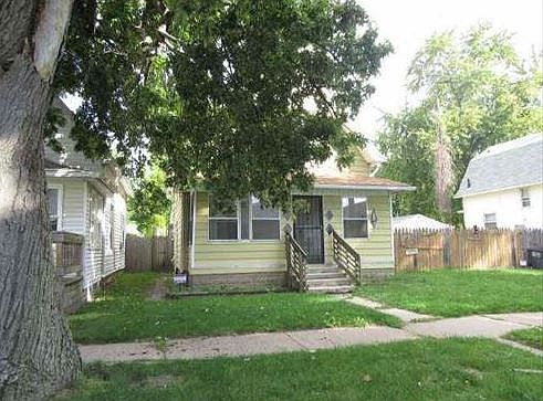 2nd image of 1436 Prouty Ave