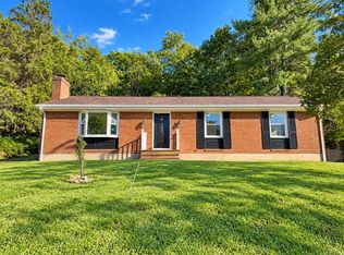 5028 Sunny Side Dr, Roanoke, VA 24018