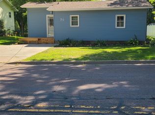 26 Summit Ave S, Sauk Rapids, MN 56379