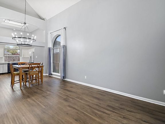 5th image of 14615 Twisted Pecan Ct