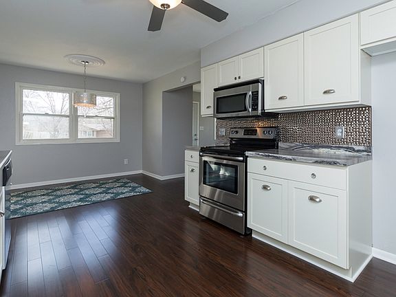 2nd image of 1001 S Buxton St