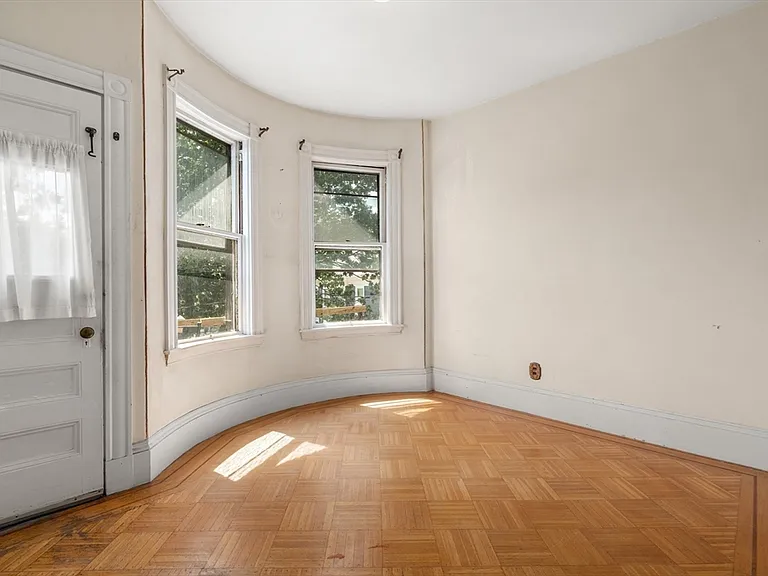 28 Boylston St #2 — Photo 16