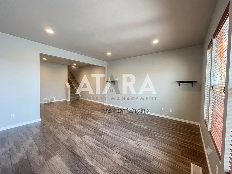 5285 W Hampstead Ln — Photo 8