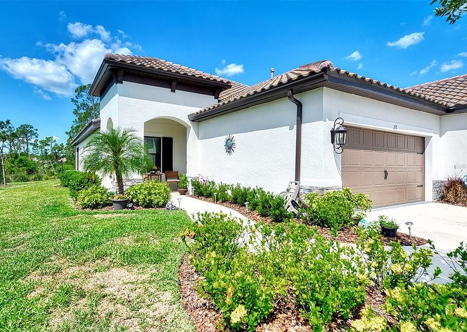 1st image of 213 Sarezzo Cir