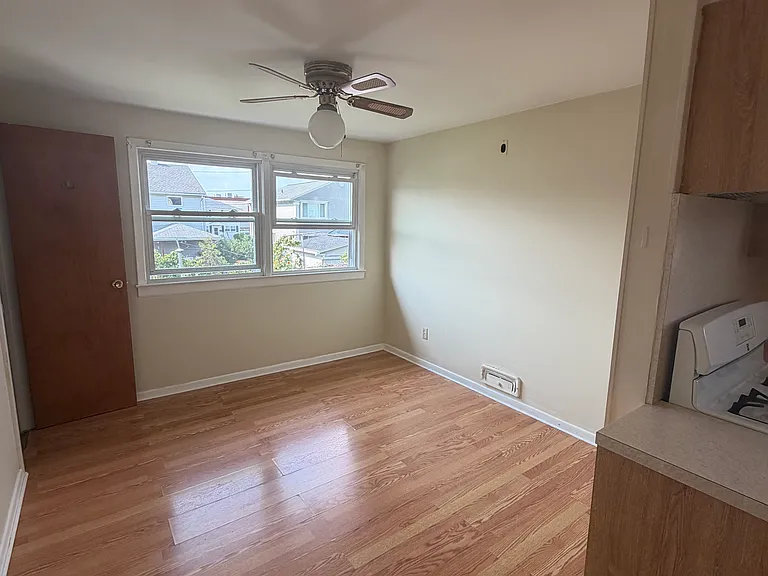 152 Ackerman Ave #2 — Photo 2