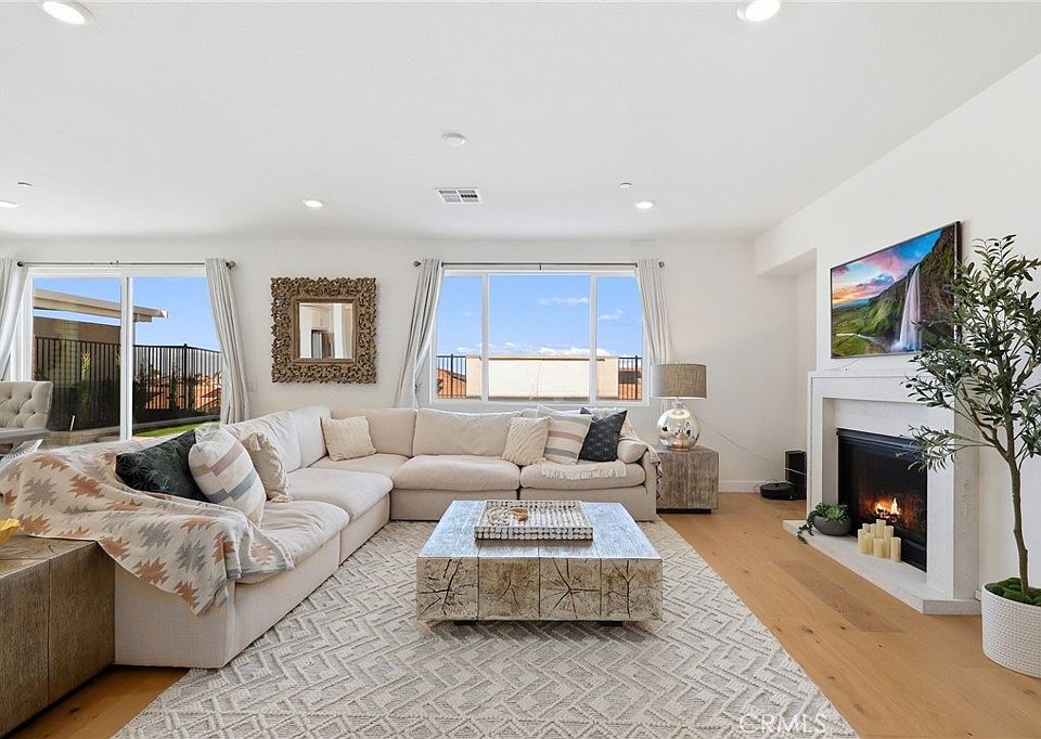 1st image of 2805 Santa Fiora Cir