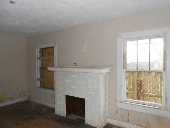 3rd image of 515 Gramont Ave