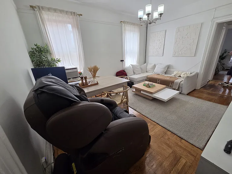 1764 E 18th St #3E — Photo 7
