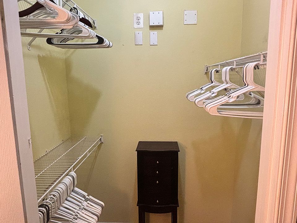 2nd image of 1580 Spring Gate Dr