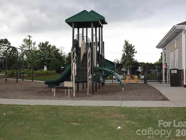 12008 Virginia Pine Ln — Photo 26