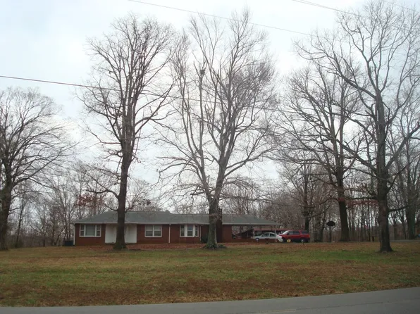 1101 Promise Land Rd, Charlotte, TN 37036