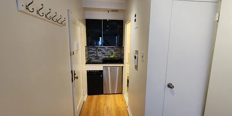 Rented by R New York | media 3