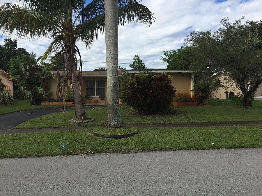 1st image of 2321 NW 81st Ave