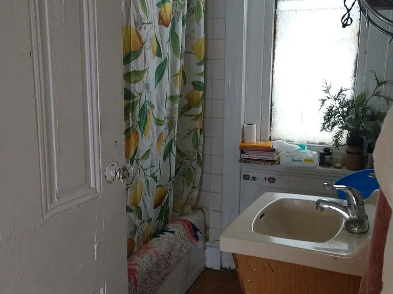 4120 Chester Ave #1 — Photo 5