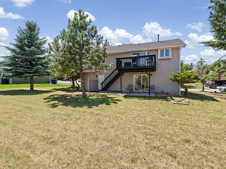 3704 Meadowbrook Dr — Photo 25