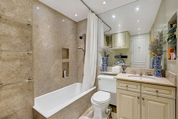 Rented by RosyPad, Inc. | media 12