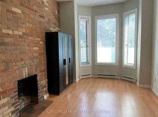134 Shuter St #1, Toronto, ON M5A1V8