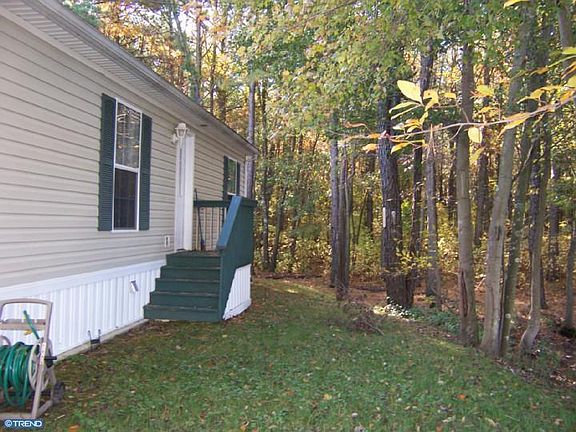 3rd image of 41 Shenandoah Dr