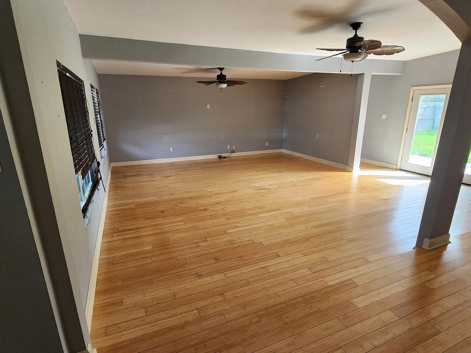 3 bed, 2082 sqft, $1,995 — Photo 3