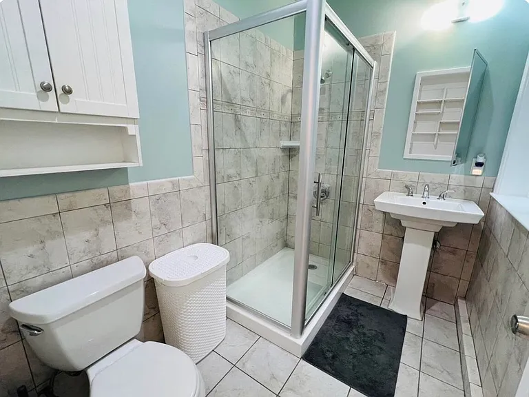 351 3rd Ave #B — Photo 9
