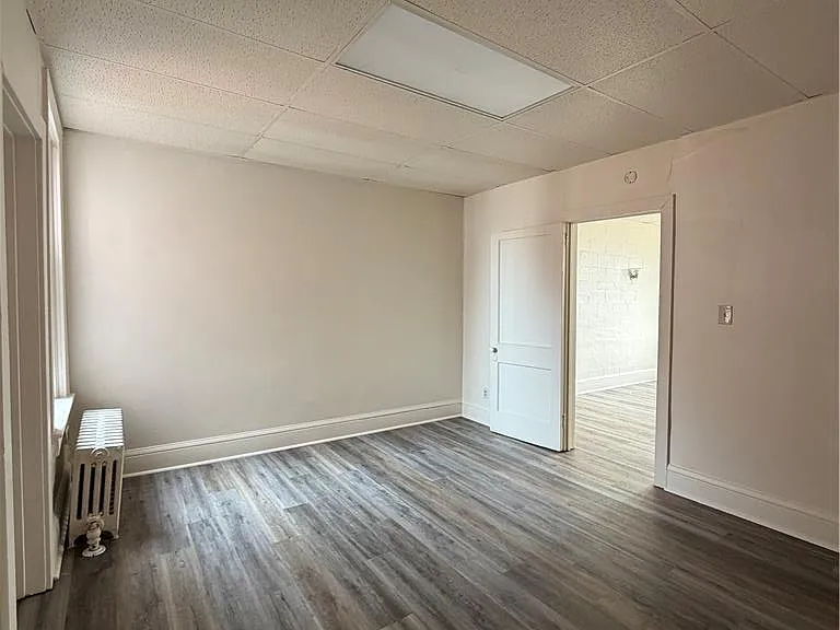 222 S 15th St #10 — Photo 6