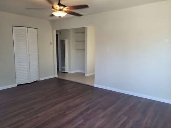 4th image of 1828 Hile Ave #A