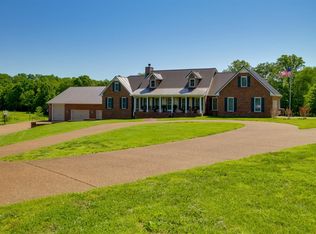408 Ranch Rd, Portland, TN 37148