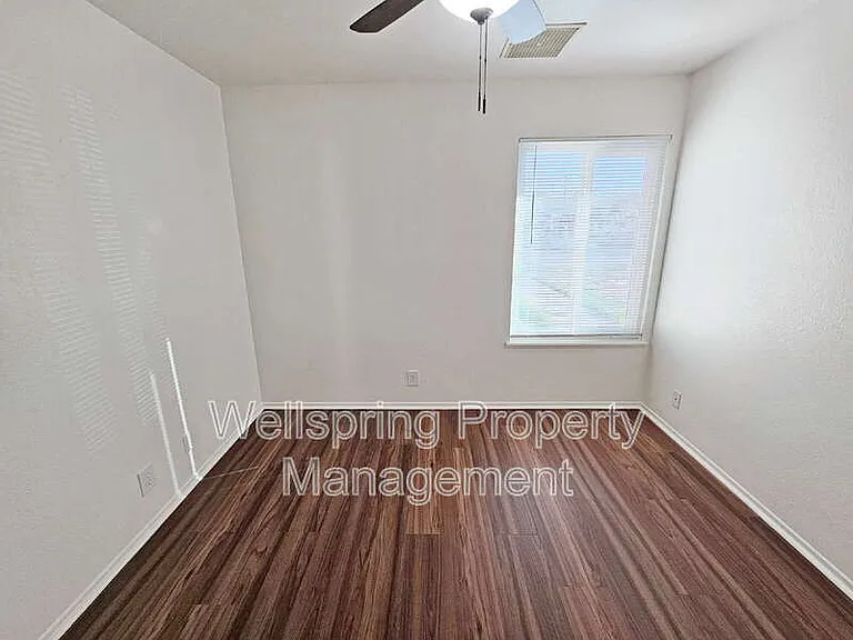 920 W Perch Ave — Photo 10