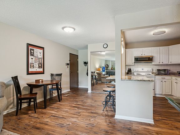 4th image of 3420 Golfview Dr APT 212