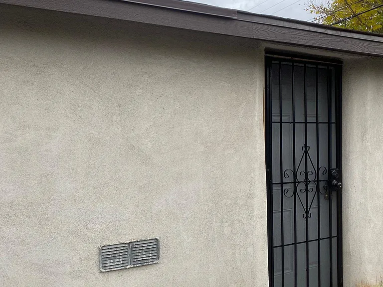 318 Santa Fe Ave SW #B — Photo 17