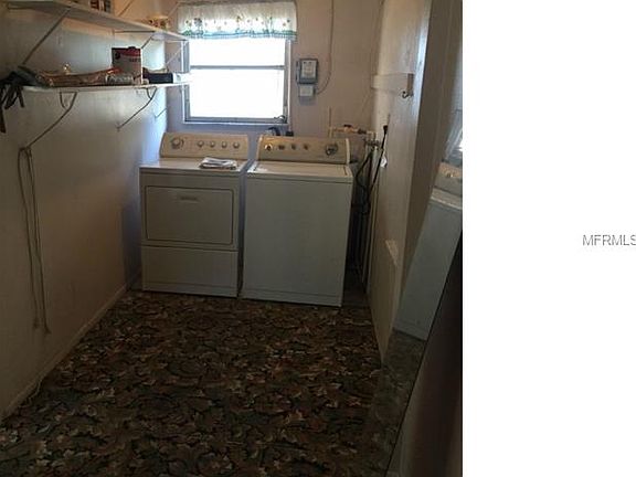4th image of 10563 Lake Dr