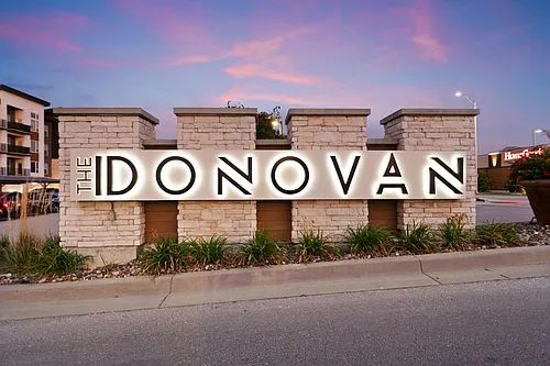 The Donovan Photo 1