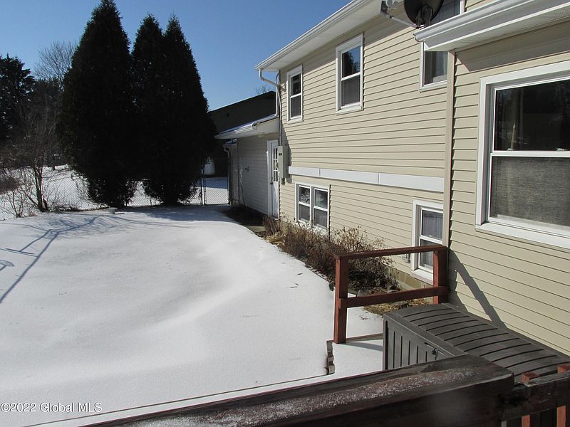 2nd image of 1 Roxbury Road
