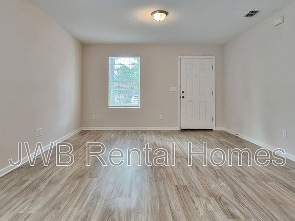 4th image of 7617 Eaton Ave