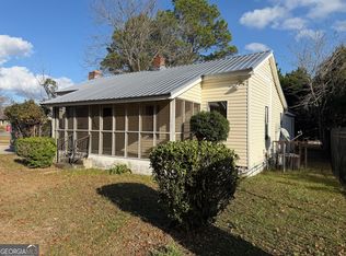 1513 Pickard Ave, Tifton, GA 31794