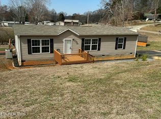 1594 Covington Rd, Dandridge, TN 37725