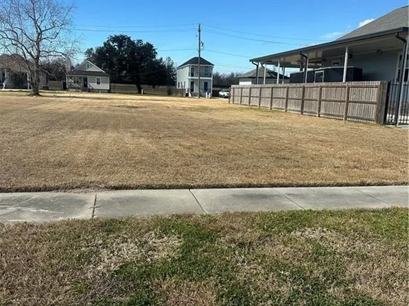 1926 Rose St, Arabi, LA 70032