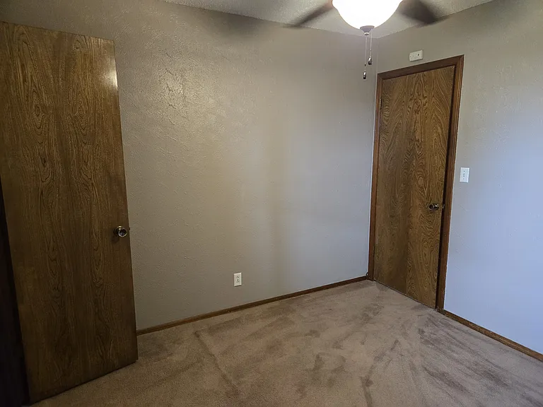 5625 Fountain Head Dr — Photo 9