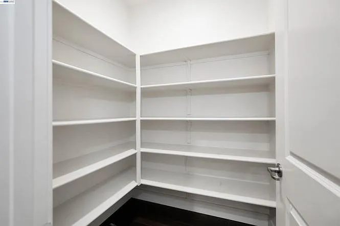3132 Aran Way — Photo 11