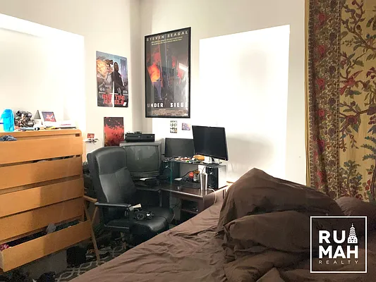 Rented by Rumah Realty Inc | media 21