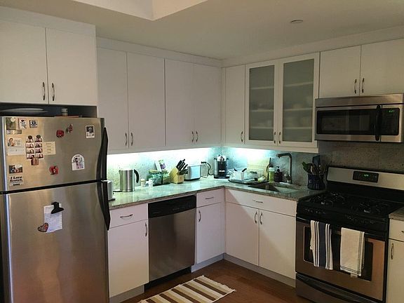 2nd image of 1677 Lexington Ave APT 4G