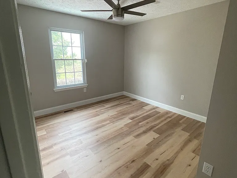 2745 Red Oak Ln — Photo 6