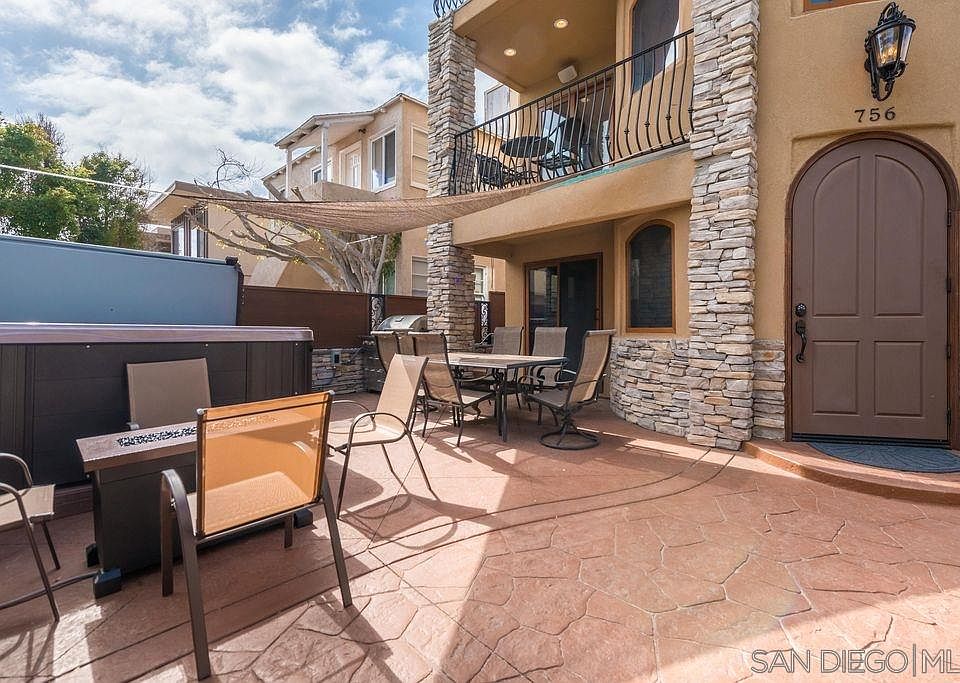 1st image of 756 Jamaica Ct