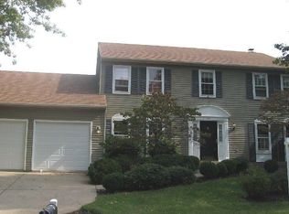 3319 Dairy Lou Dr, Herndon, VA 20171