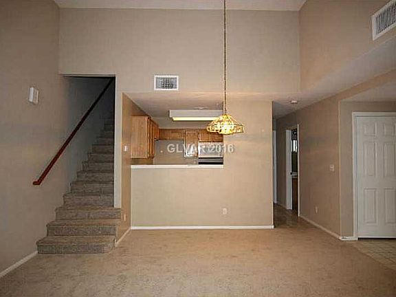 3rd image of 7561 Dry Creek Ave